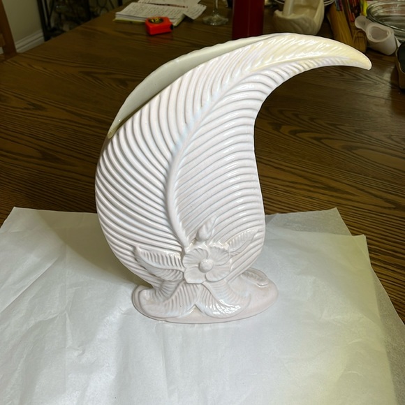 Royal Haegar vase - Picture 1 of 8